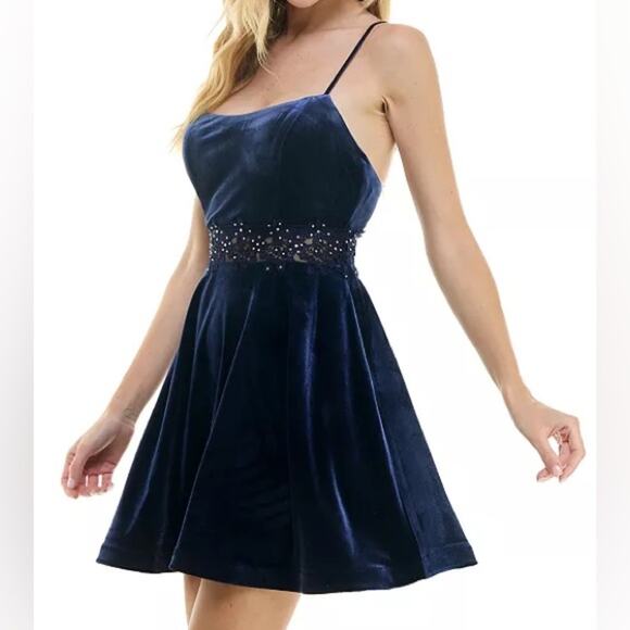 City Studios Juniors' Velvet Embellished-Waist Fit & Flare Dress Blue Size 1/2 - Picture 3 of 9